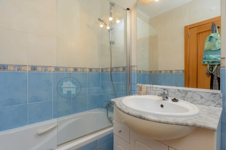 Apartamento T2 para Venda em Luz Foto 17