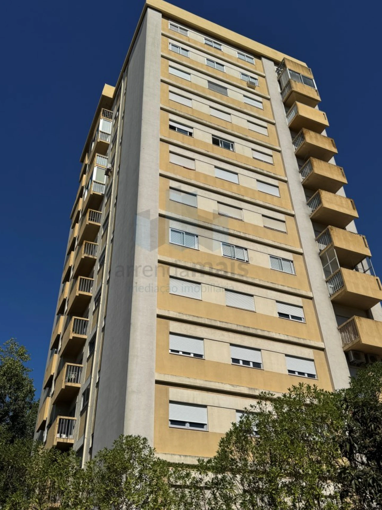 Apartamento T3 para Venda em Santo Antonio dos Olivais Foto 19