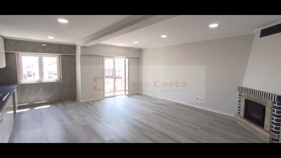 Apartamento T4 para Venda em Amora