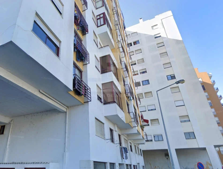 Apartamento T2 para Venda em Cacém e São Marcos Foto 1