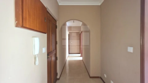 Apartamento T2 para Venda em Cacém e São Marcos