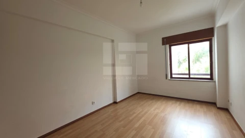 Apartamento T2 para Venda em Cacém e São Marcos
