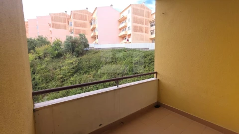 Apartamento T2 para Venda em Cacém e São Marcos