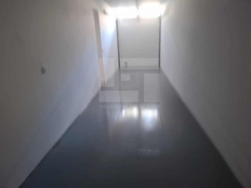 Apartamento T2 para Venda em Cavernães Foto 10