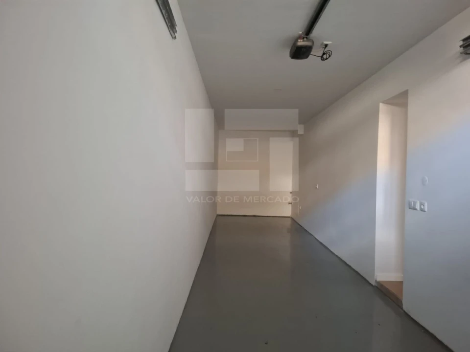 Apartamento T2 para Venda em Cavernães Foto 16