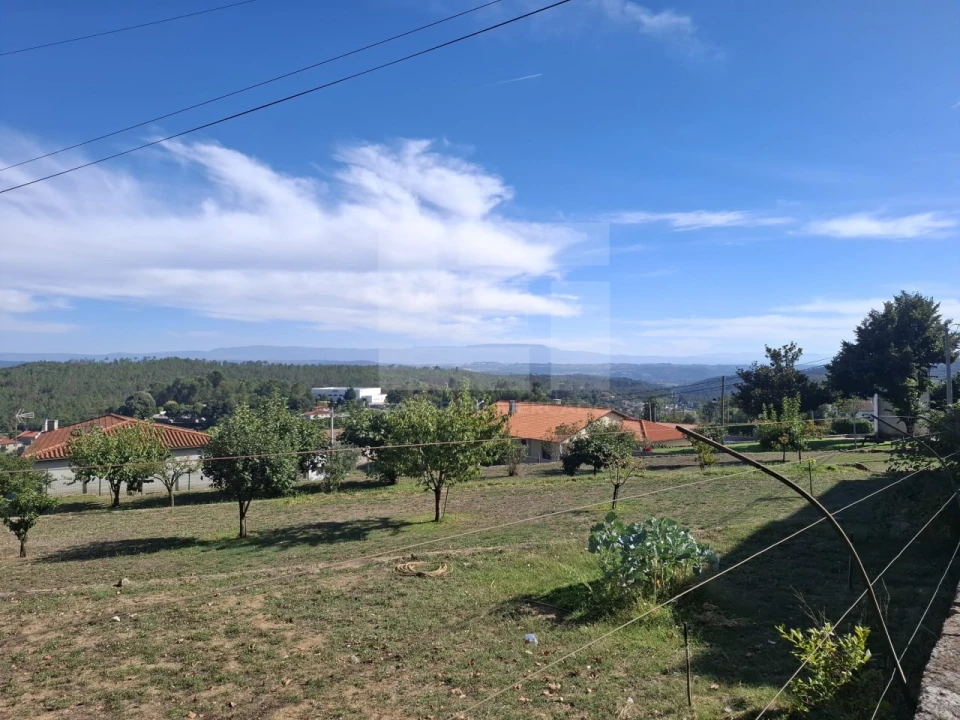 Apartamento T2 para Venda em Cavernães Foto 36