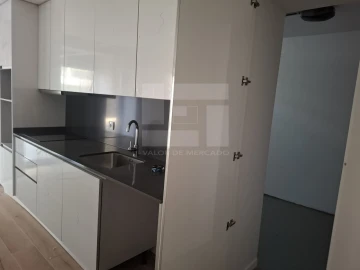 Apartamento T2 para Venda em Cavernães