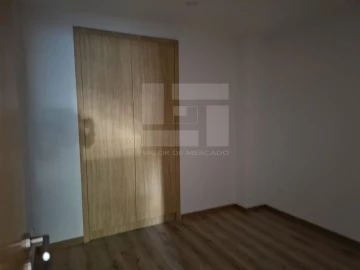 Apartamento T2 para Venda em Cavernães