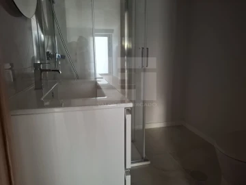 Apartamento T2 para Venda em Cavernães