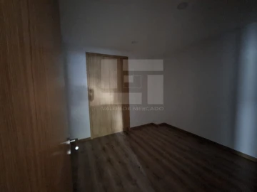 Apartamento T2 para Venda em Cavernães