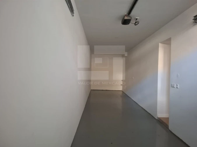 Apartamento T2 para Venda em Cavernães Foto 16