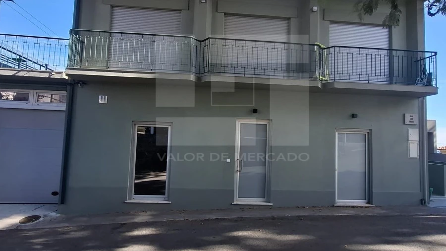 Apartamento T2 para Venda em Cavernães