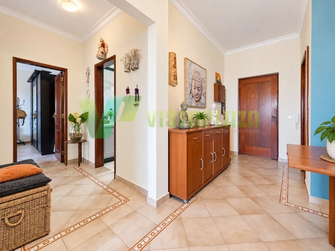 Apartamento T3 para Venda em Portimão Foto 4