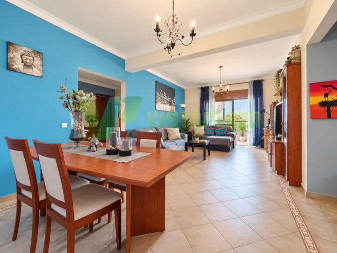 Apartamento T3 para Venda em Portimão Foto 2