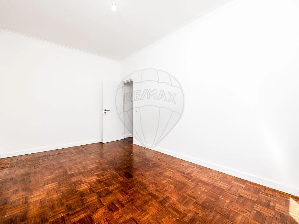 Apartamento T2 para Arrendamento em Castanheira do Ribatejo e Cachoeiras Foto 20