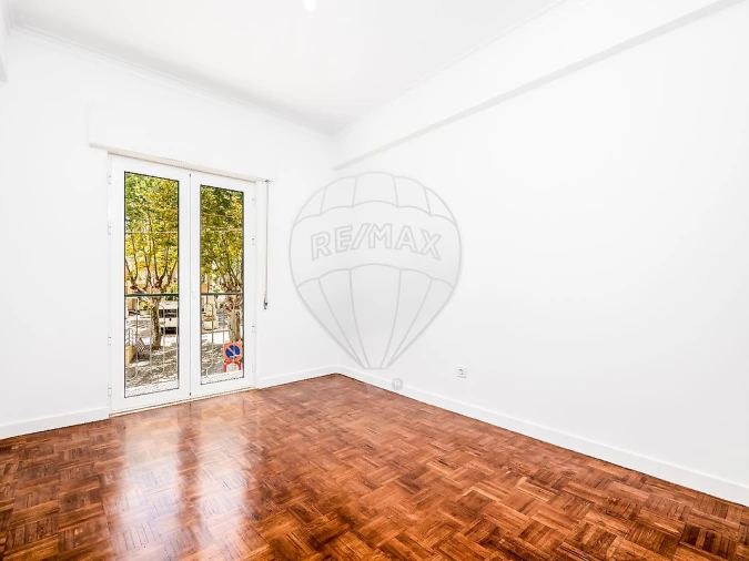 Apartamento T2 para Arrendamento em Castanheira do Ribatejo e Cachoeiras Foto 13