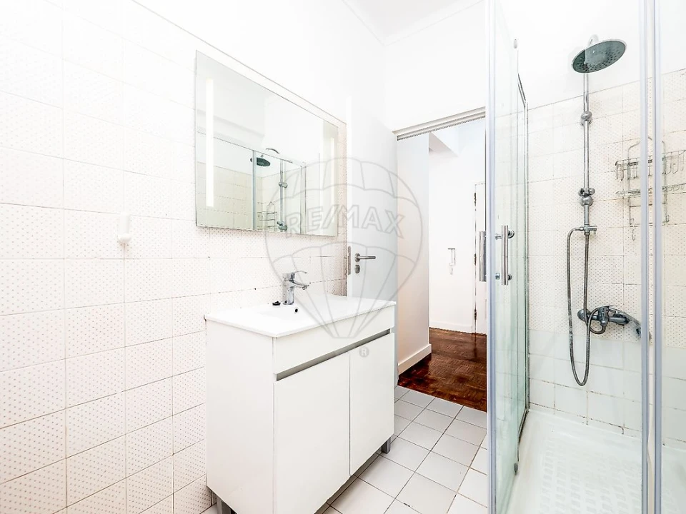 Apartamento T2 para Arrendamento em Castanheira do Ribatejo e Cachoeiras Foto 18