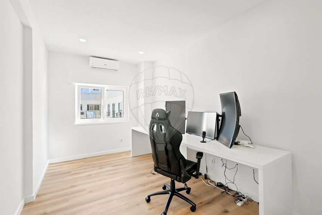 Apartamento T3 para Arrendamento em União das Freguesias de Setúbal Foto 1