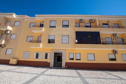 Apartamento T2 para Venda em Baixa da Banheira e Vale da Amoreira