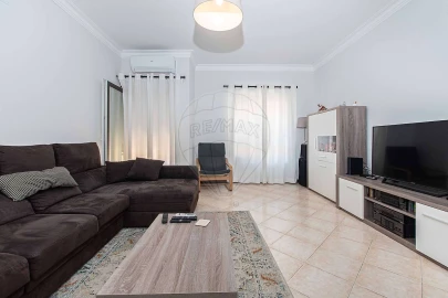 Apartamento T2 para Venda em Baixa da Banheira e Vale da Amoreira