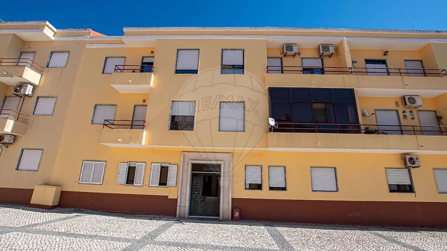 Apartamento T2 para Venda em Baixa da Banheira e Vale da Amoreira