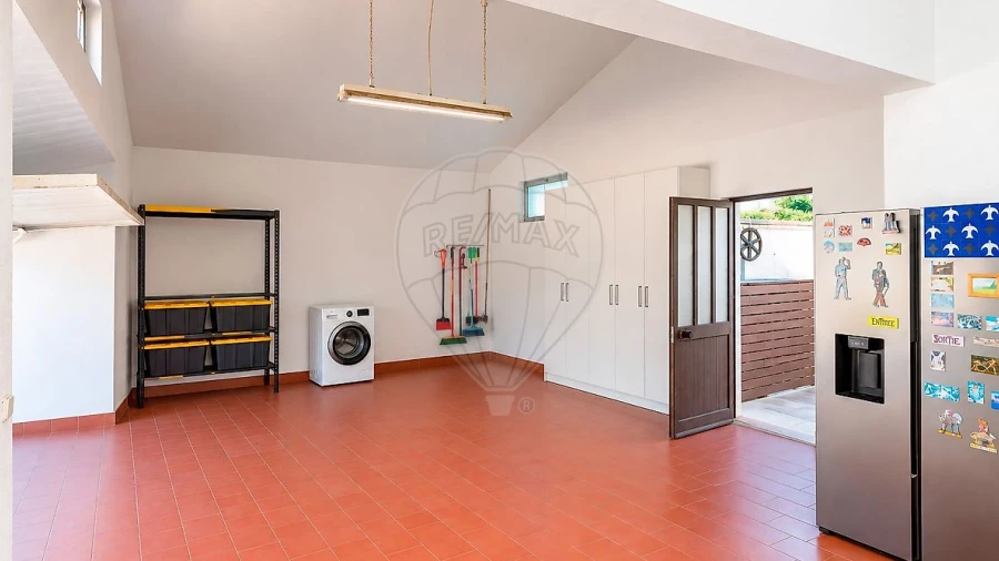 Moradia T5 para Venda em Azeitão (São Lourenço e São Simão)