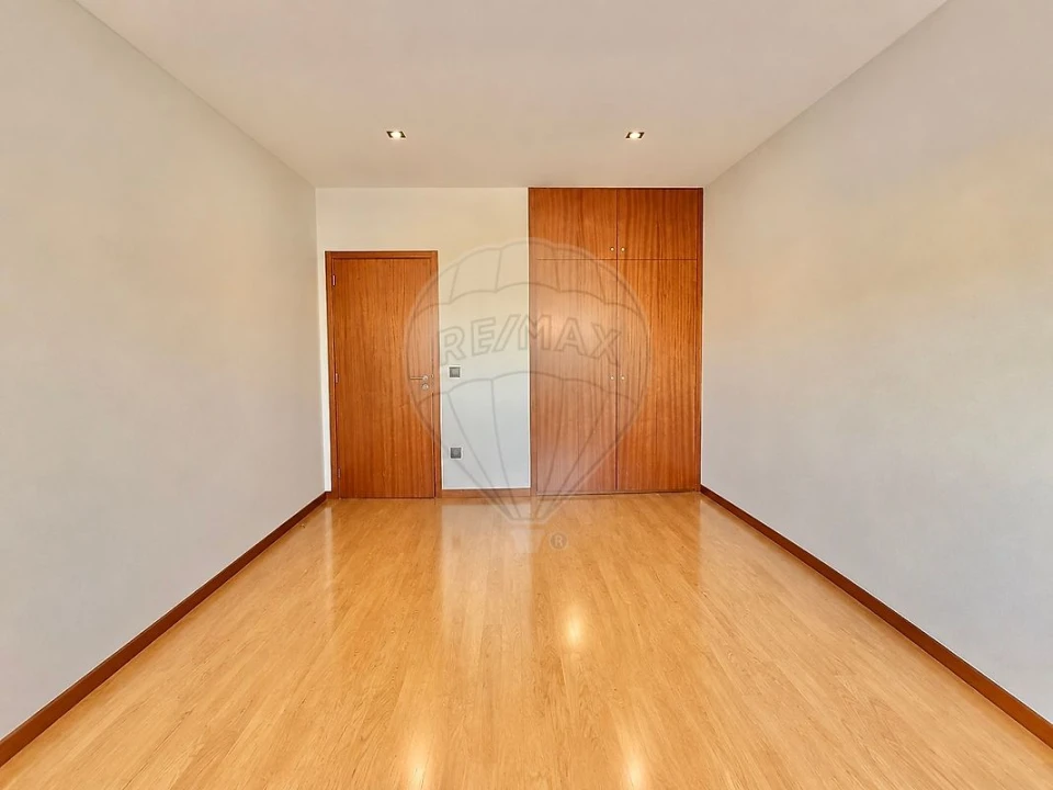 Apartamento T2 para Venda em Gondomar (São Cosme), Valbom e Jovim Foto 11
