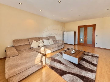 Apartamento T2 para Venda em Gondomar (São Cosme), Valbom e Jovim