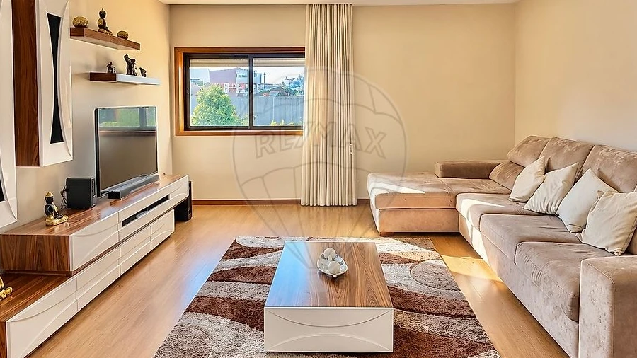 Apartamento T2 para Venda em Gondomar (São Cosme), Valbom e Jovim