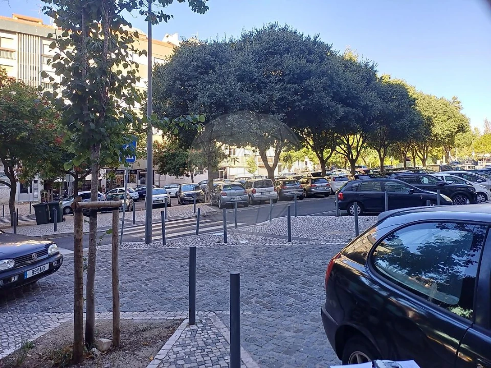 Escritório para Arrendamento em Benfica Foto 7