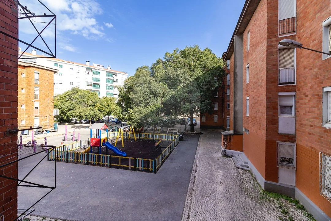 Apartamento T1 para Arrendamento em Olivais Foto 18