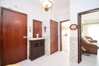 Apartamento T2 para Venda em Algueirão-Mem Martins