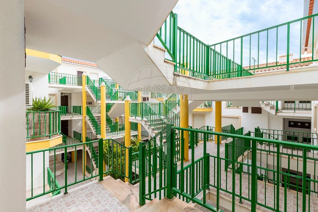 Apartamento T2 para Venda em Lourinhã e Atalaia Foto 21