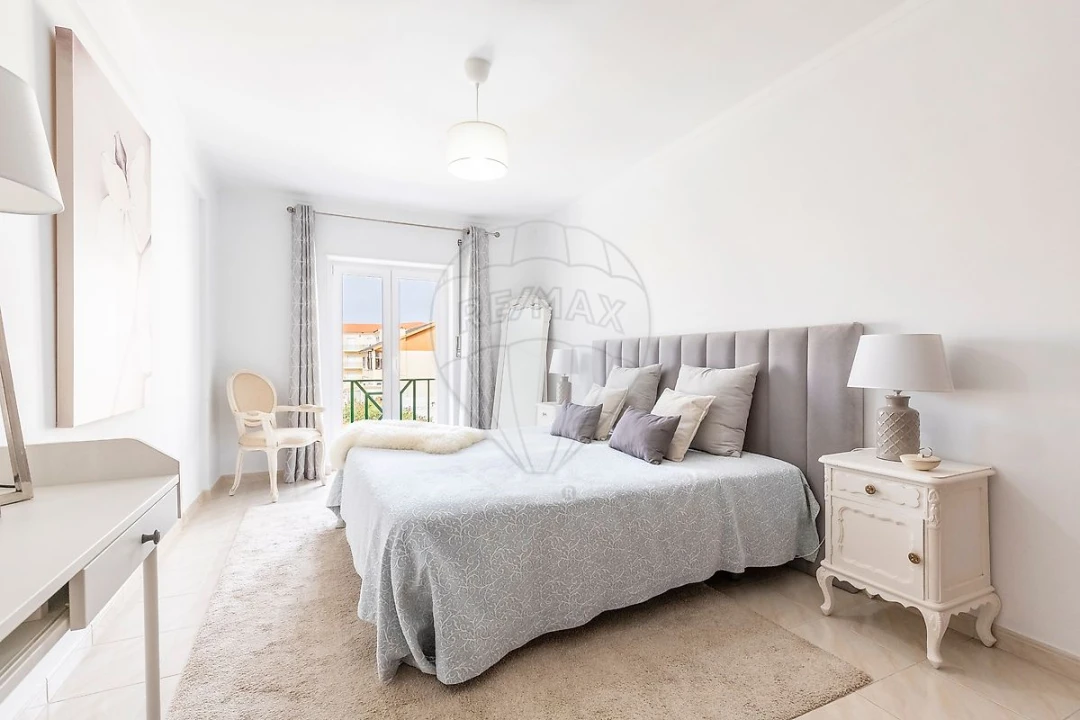 Apartamento T2 para Venda em Lourinhã e Atalaia Foto 15