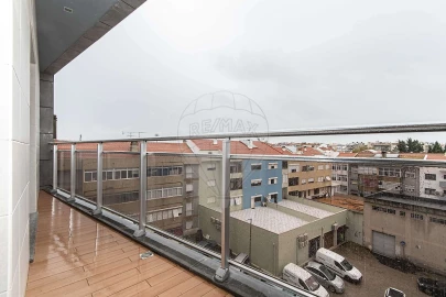 Apartamento T5 para Venda em Alverca do Ribatejo e Sobralinho
