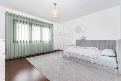 Apartamento T5 para Venda em Alverca do Ribatejo e Sobralinho