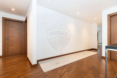 Apartamento T5 para Venda em Alverca do Ribatejo e Sobralinho