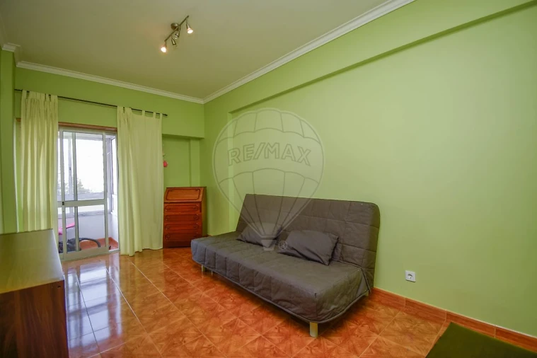 Apartamento T2 para Venda em Póvoa de Santa Iria e Forte da Casa Foto 18