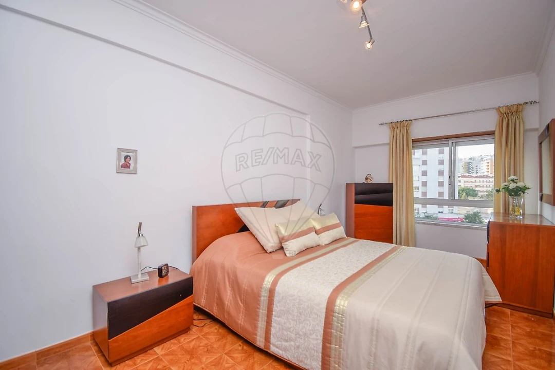 Apartamento T2 para Venda em Póvoa de Santa Iria e Forte da Casa Foto 20