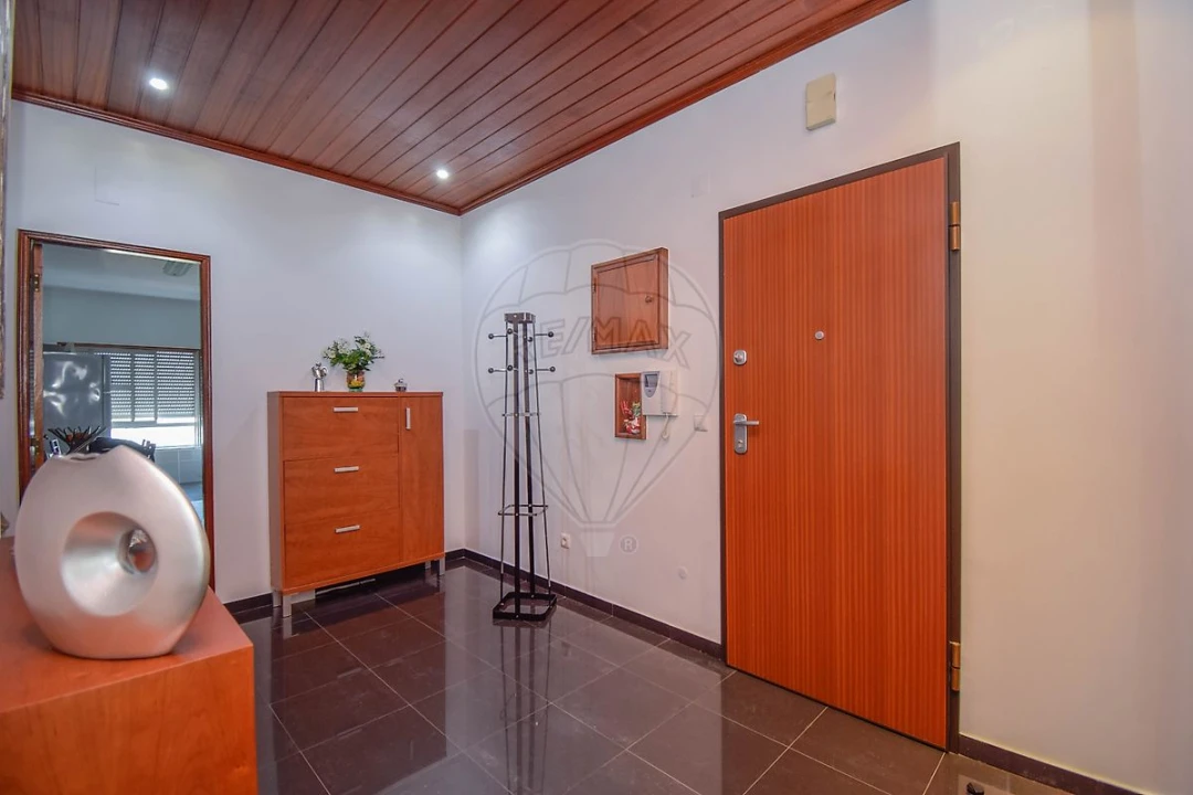Apartamento T2 para Venda em Póvoa de Santa Iria e Forte da Casa Foto 13