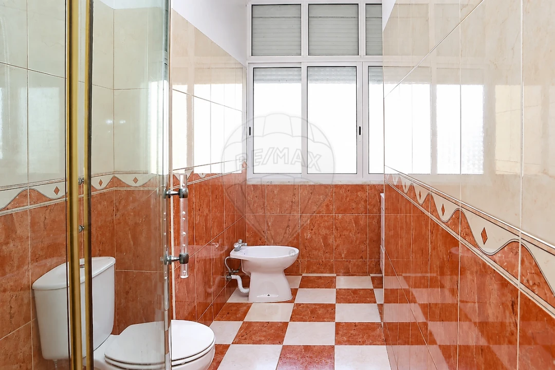 Apartamento T2 para Venda em Cacém e São Marcos Foto 9
