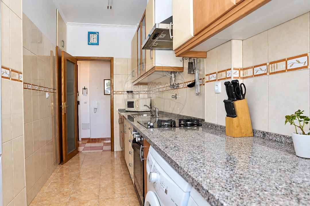 Apartamento T2 para Venda em Cacém e São Marcos Foto 2