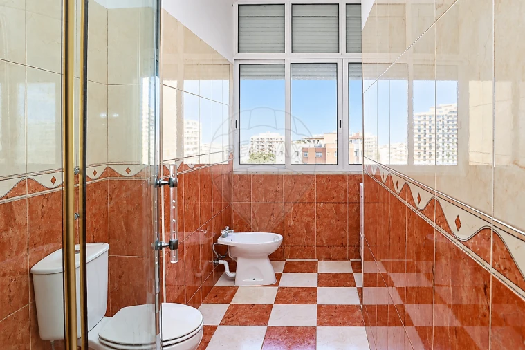 Apartamento T2 para Venda em Cacém e São Marcos Foto 5