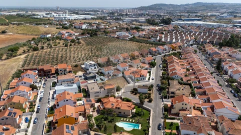 Moradia T4 para Venda em Alenquer (Santo Estêvão e Triana)