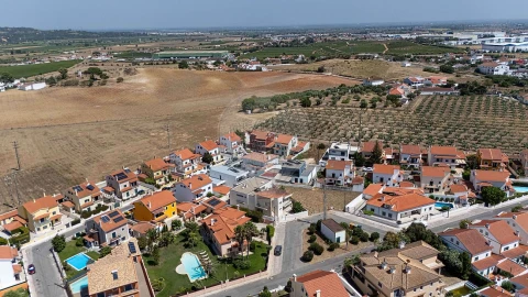 Moradia T4 para Venda em Alenquer (Santo Estêvão e Triana)