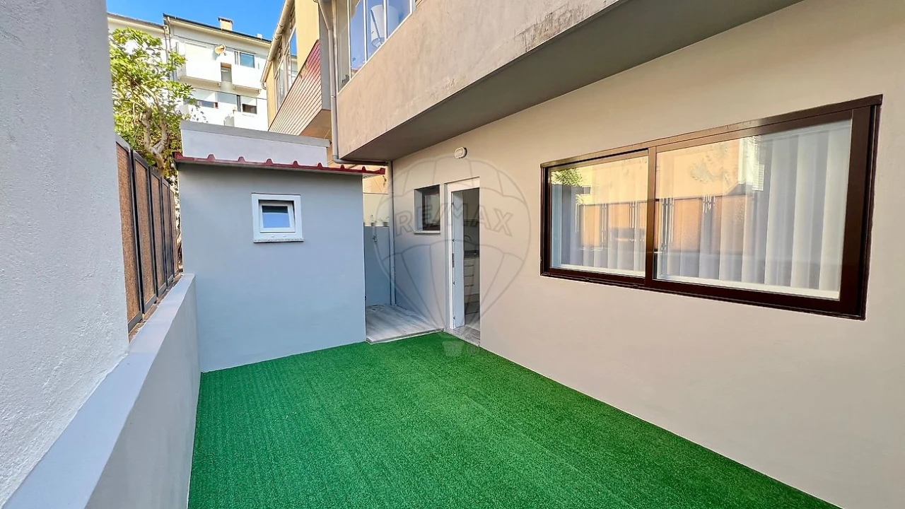Apartamento T2 para Venda em Mafamude e Vilar do Paraíso Foto 13