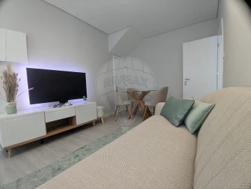 Apartamento T2 para Venda em Mafamude e Vilar do Paraíso