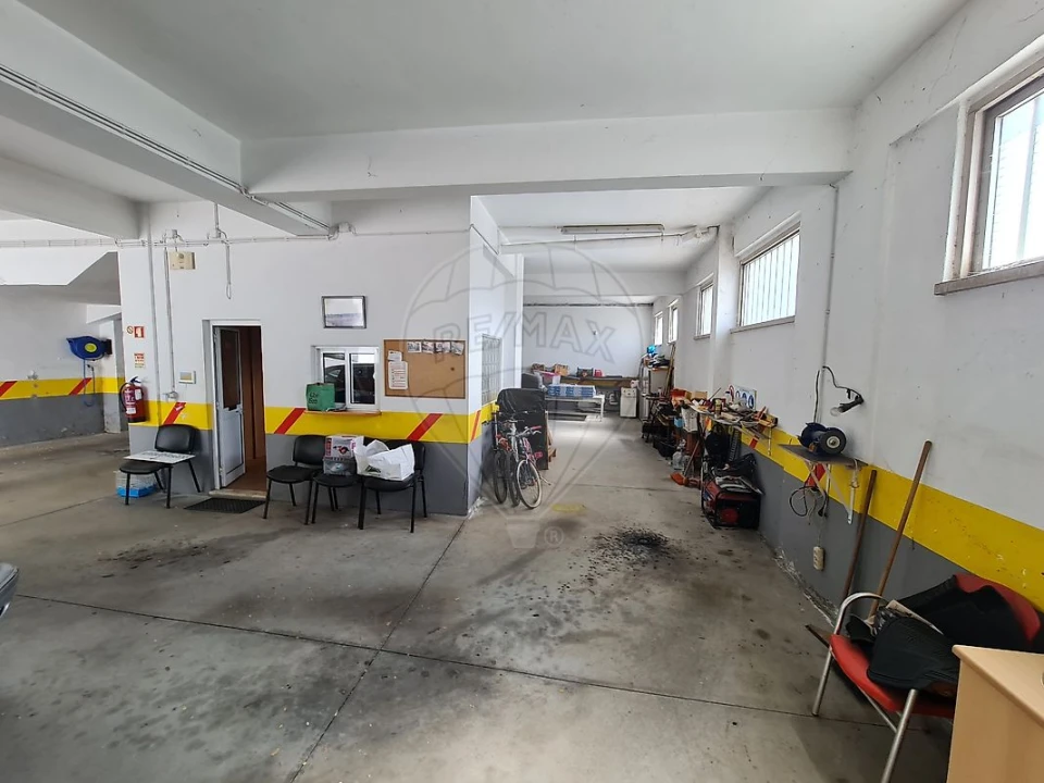 Armazém para Arrendamento em Póvoa de Santa Iria e Forte da Casa Foto 13