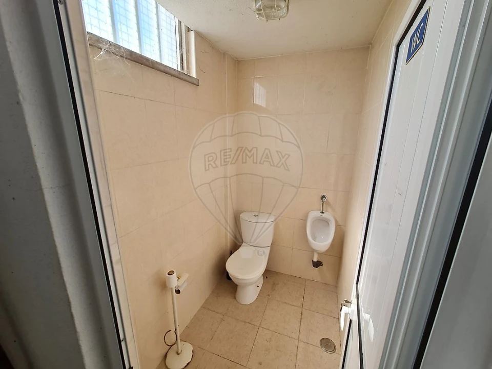 Armazém para Arrendamento em Póvoa de Santa Iria e Forte da Casa Foto 10