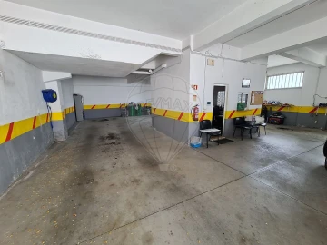Armazém para Arrendamento em Póvoa de Santa Iria e Forte da Casa